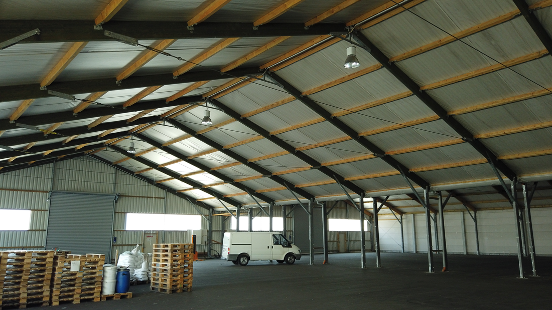 Lagerhalle mit 1.280 qm | Typo Art